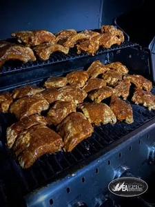 We keep you fueled for the hunt. Enjoy hearty, home-cooked dinners and packed field lunches included with every fully guided Maine moose hunting package from Epic Adventures.